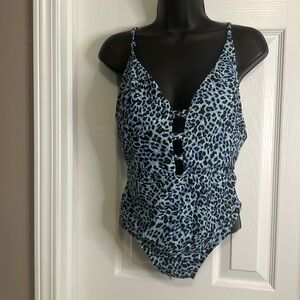 Jessica Simpson One Piece / NWT